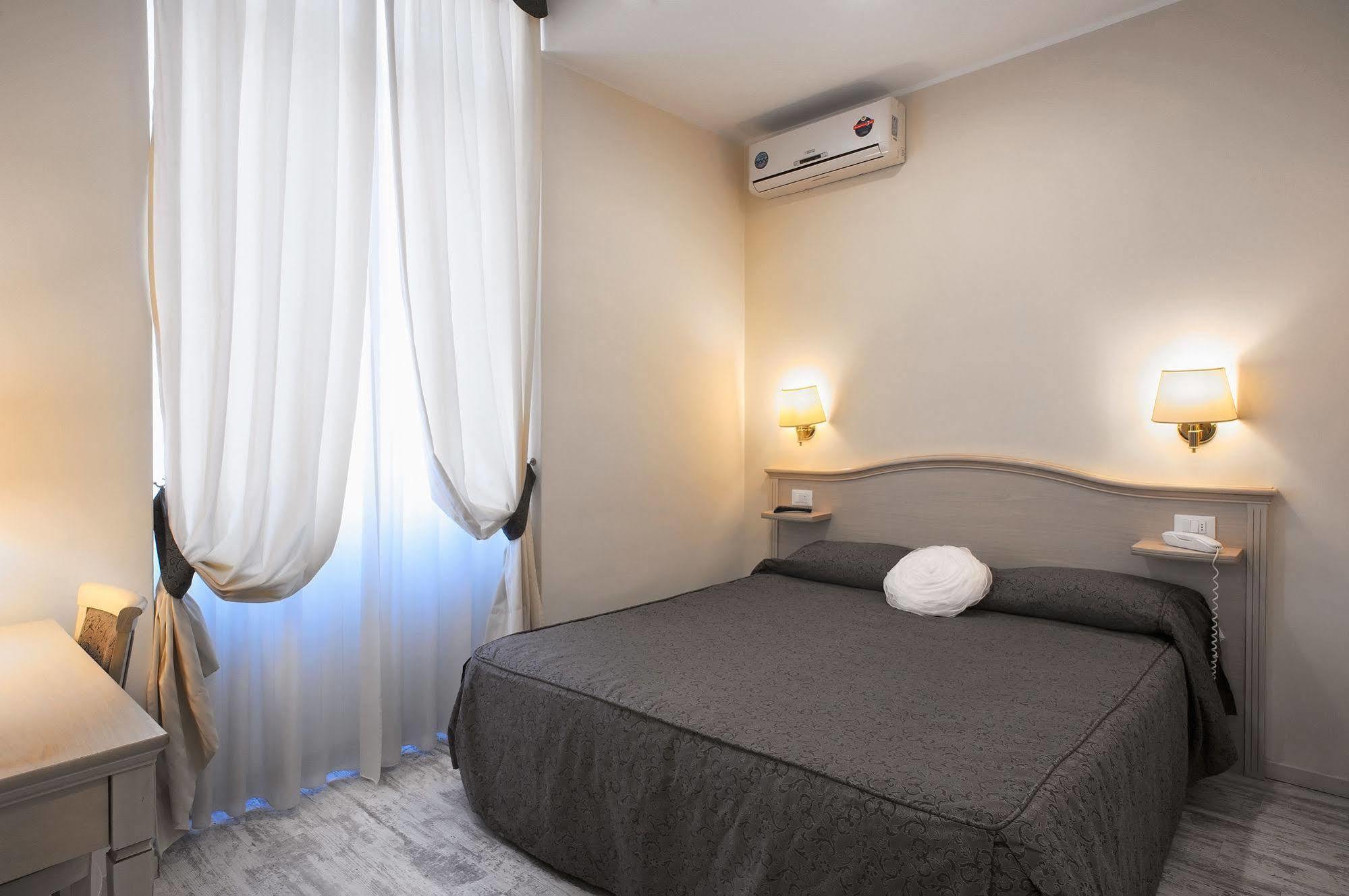 Hotel Cortese Sanremo Exterior foto